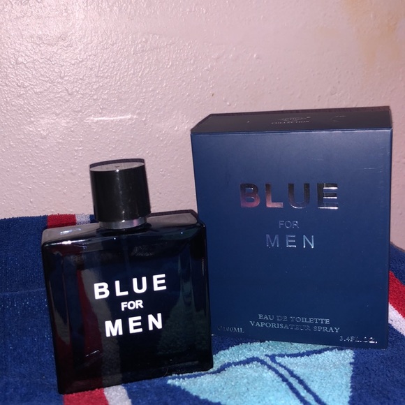 Blue🥶 - Picture 2 of 2